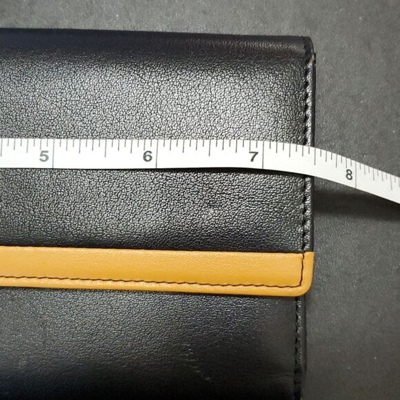 Stealth Mode black and tanish brown leather wallet - Picture 3 of 12